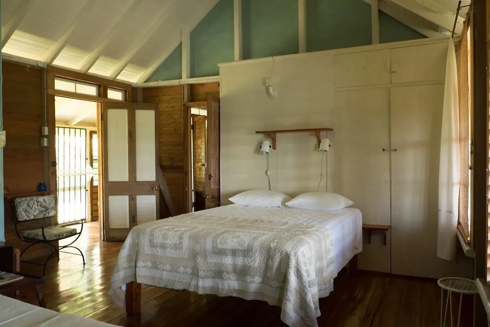 Retreat Plantation House Hotell Little Bay