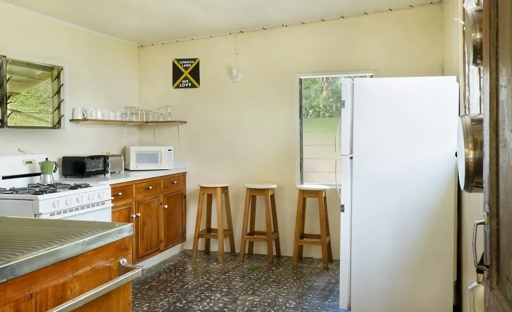 Retreat Plantation House Hotell Little Bay